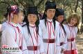 剧照-资料图片：殷商传奇片场--太乙书院的同学
