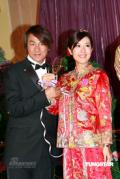剧照-图文：老婆大人2宣传-王凯韦唐诗咏喝交杯酒