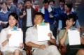 剧照-图文：八十年代发布会--演员展示答案