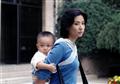 女人背后的女人的剧照7