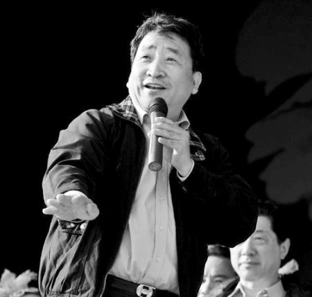 姜昆精彩写真1