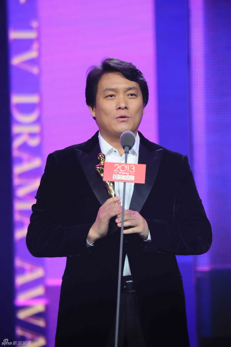 郭靖宇写真