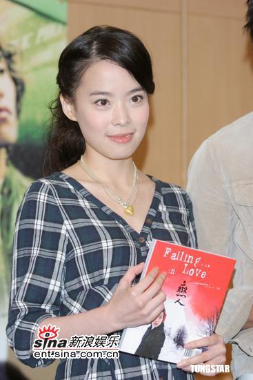 李康宜写真