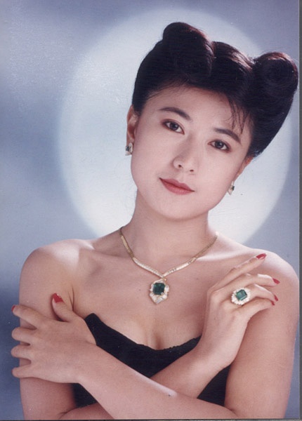 戈伟如写真