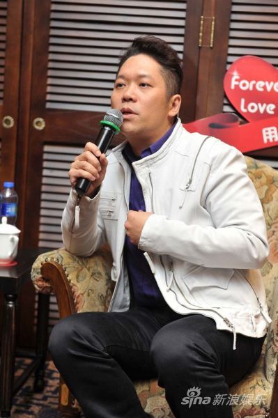 卜学亮写真