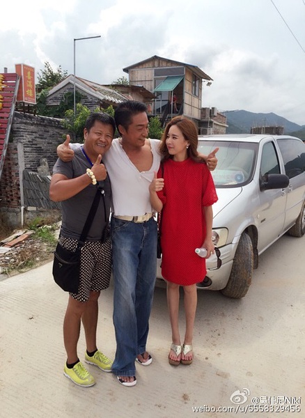 吴佳尼写真
