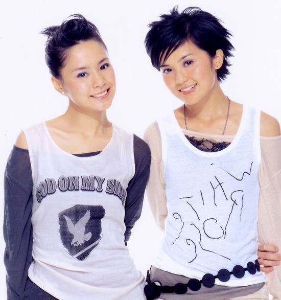 Twins精彩写真1