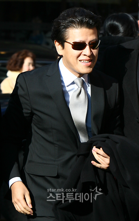 权海孝写真