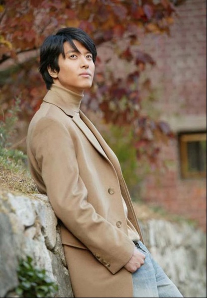 李东健写真