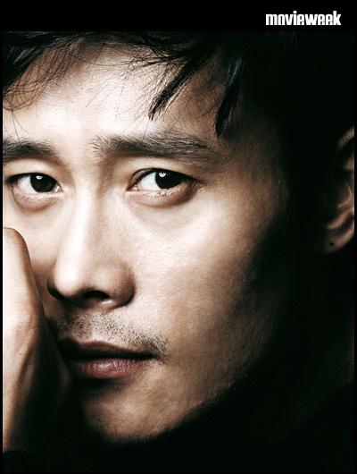 李秉宪写真