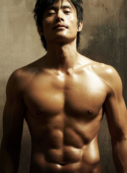 李秉宪写真