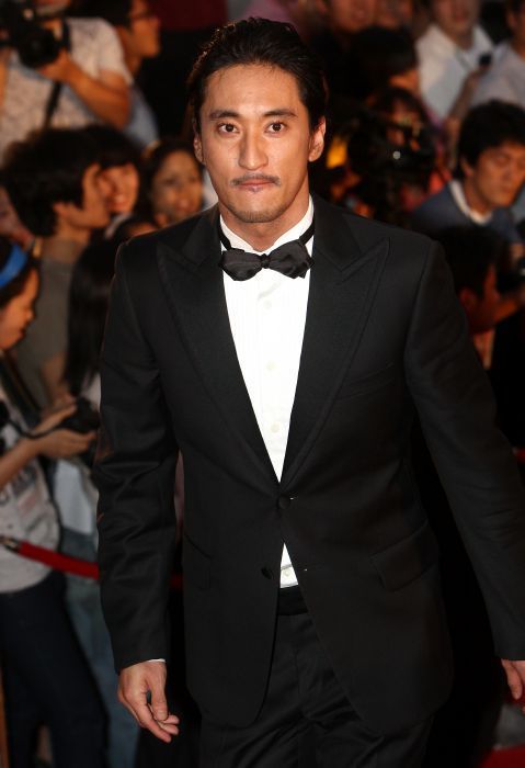 申贤俊写真