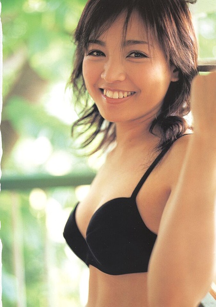 国仲凉子写真