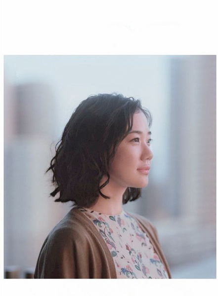 苍井优写真