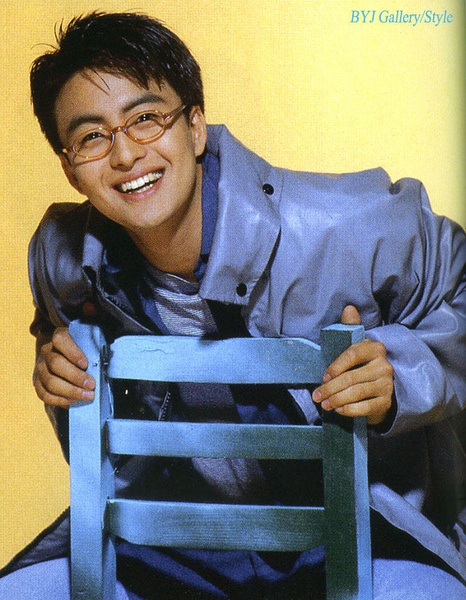 裴勇俊写真