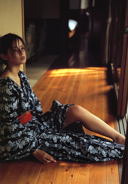小西真奈美写真