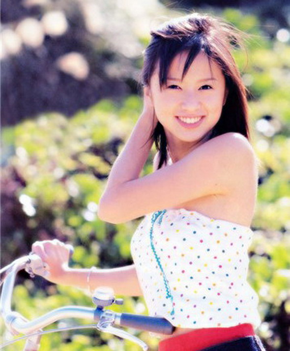 铃木亚美精彩写真2