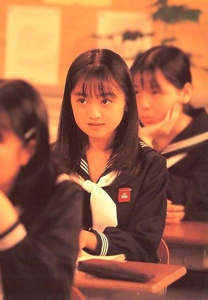 安达佑实写真