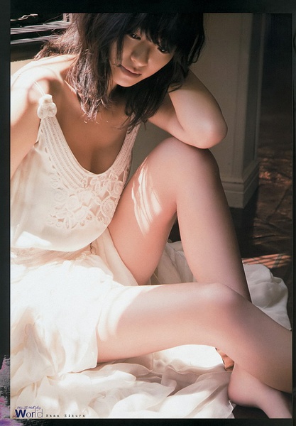 荣仓奈奈写真