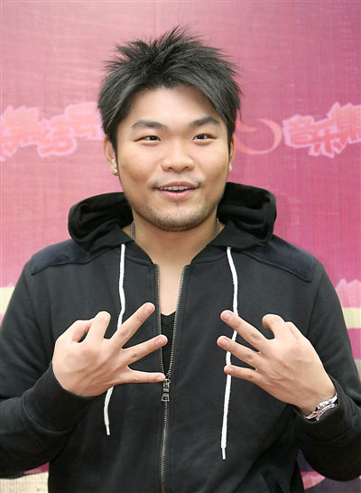 李玖哲写真