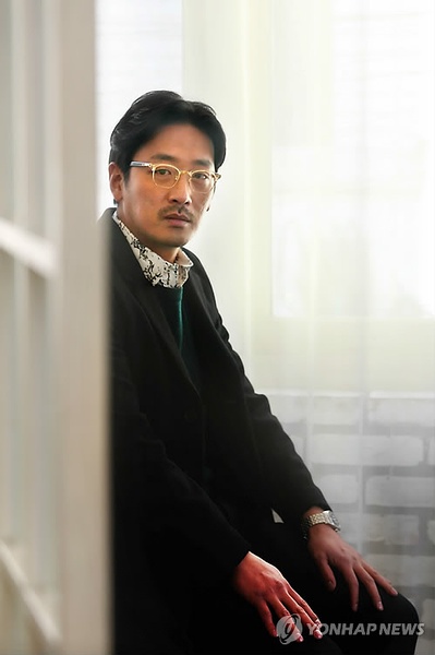 河正宇写真