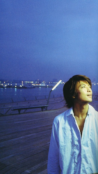 玉山铁二写真