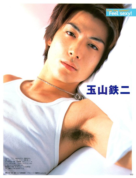 玉山铁二写真