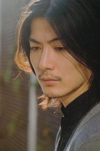 玉山铁二写真