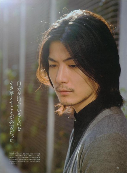 玉山铁二写真