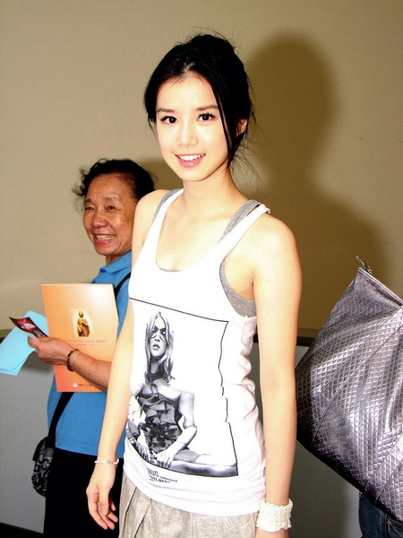 李佳颖写真