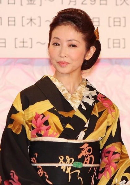 荻野目庆子写真