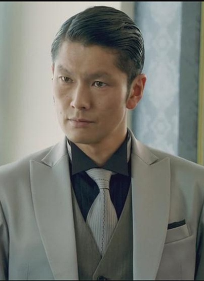 丸山智己写真