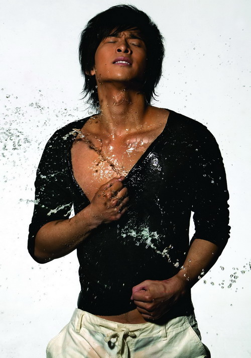 邓安奇 写真