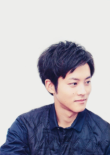 松坂桃李写真