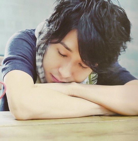 铃村健一写真