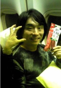 关智一写真
