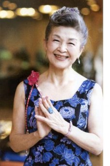 草村礼子写真