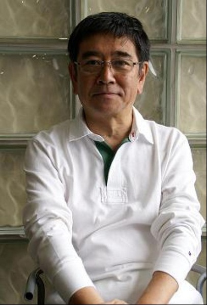 石坂浩二写真