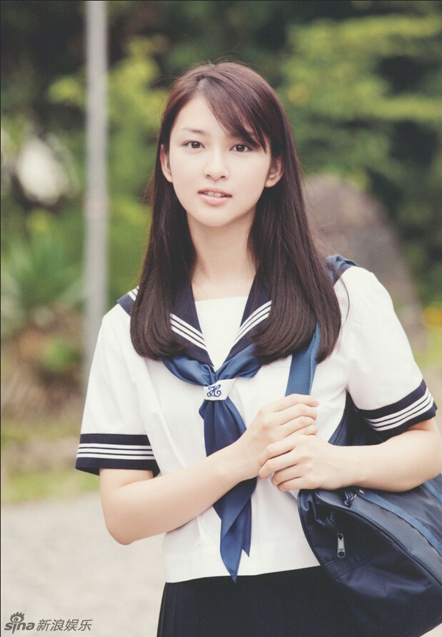 武井咲写真