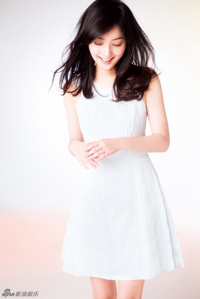 佐佐木希写真