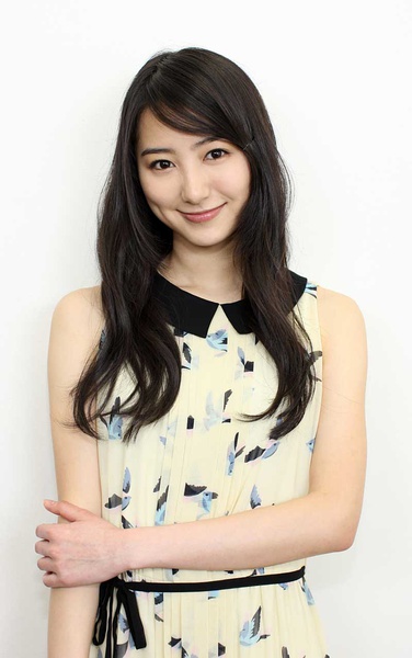 高田里穂写真