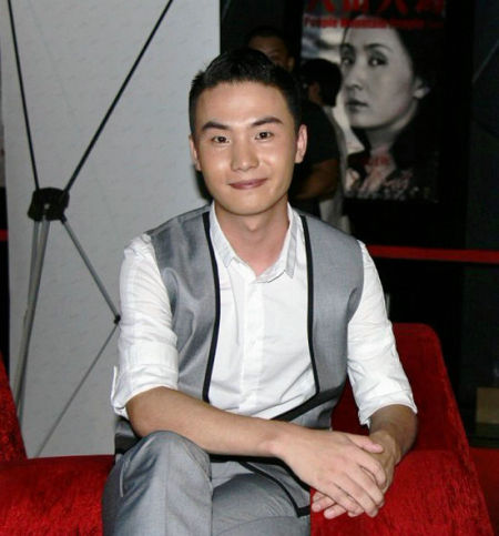 李彦明写真
