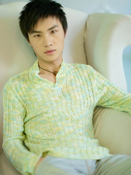 李彦明写真