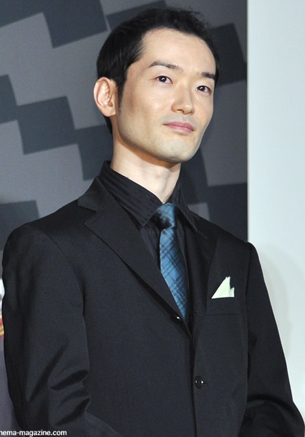 中村靖日写真