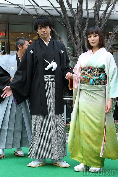 青柳翔写真