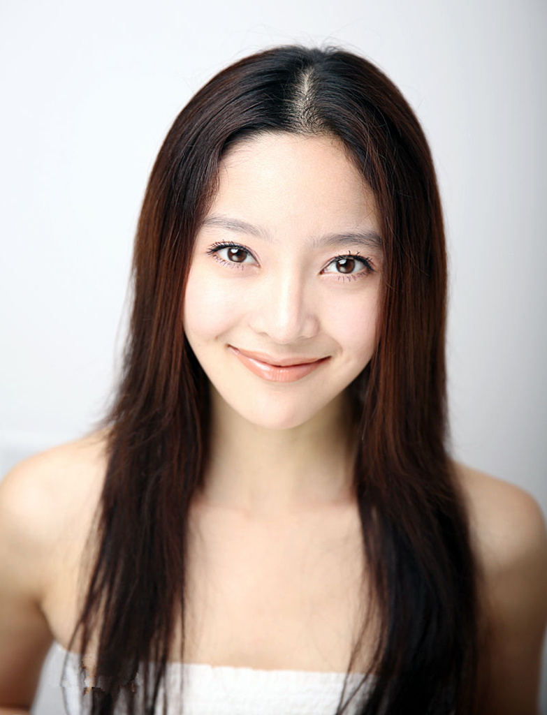 徐岑子写真