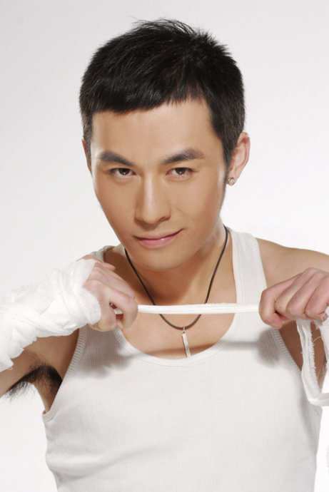 李肖宁写真