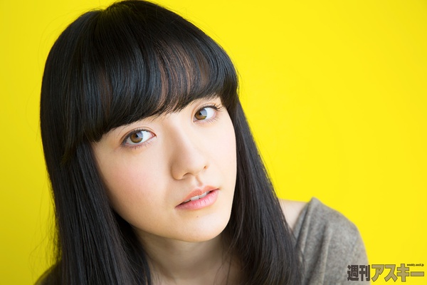 小岛藤子写真