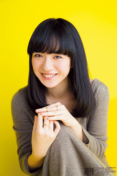 小岛藤子写真