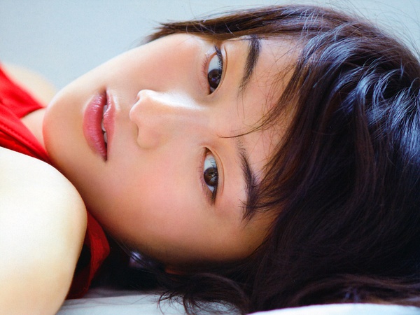 高月彩良写真